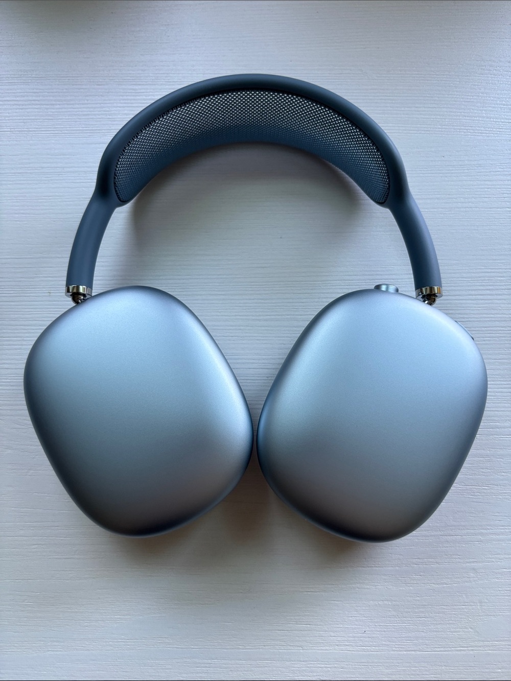 Apple Airpods Max in Blue